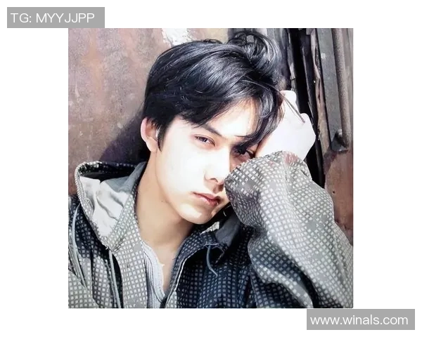 李添荣的成长之路:从平凡少年到行业领军人物的奋斗历程